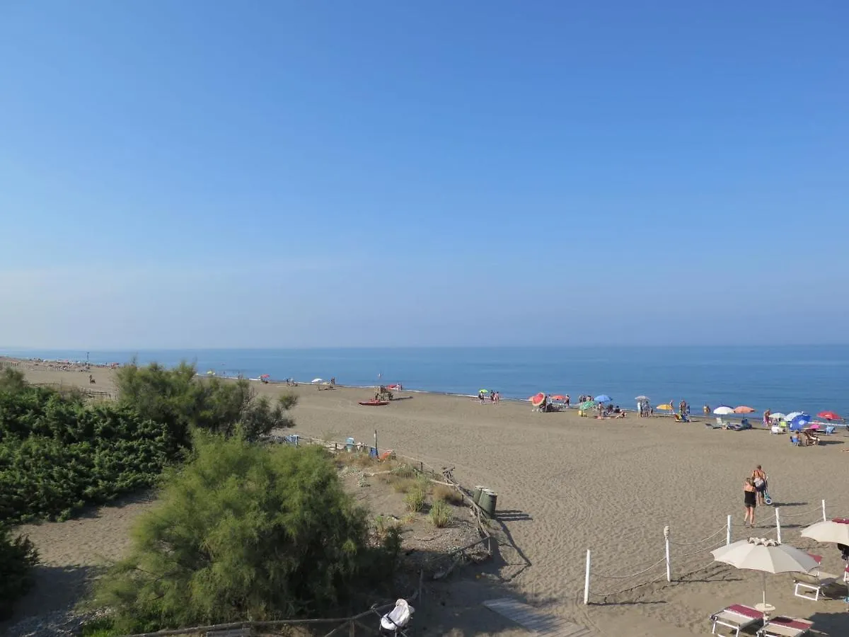 Apartment Trilo Garden By Interhome Marina Di Bibbona Italy